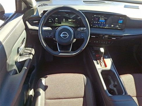 New 2026 Nissan Kicks SR w/ Cold Weather Package image 31