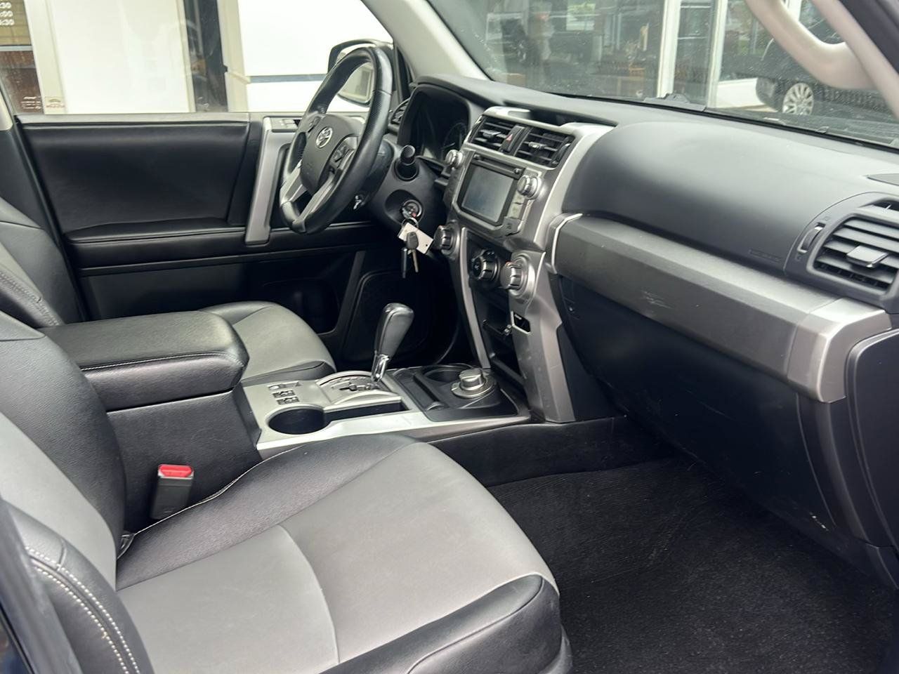 Used 2016 Toyota 4Runner SR5 Premium AWD/4WD image 9