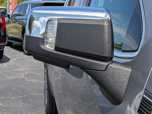 New 2026 GMC Sierra 1500 Denali w/ Denali Reserve Package AWD/4WD image 11