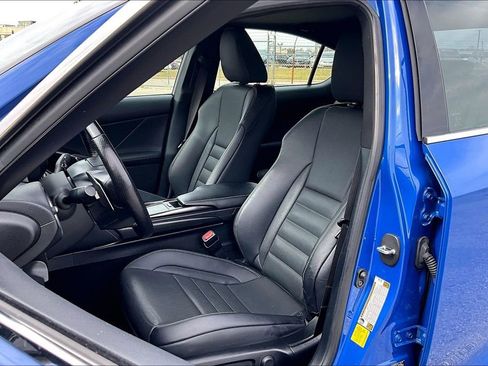 Used 2022 Lexus IS 350 F Sport w/ Accessory Package RWD image 34