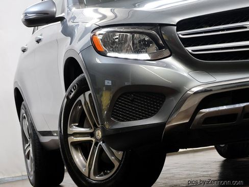 Used 2016 Mercedes-Benz GLC 300 4MATIC image 4