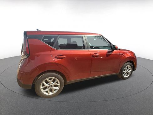 Used 2025 Kia Soul LX w/ LX Technology Package image 21
