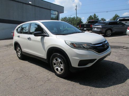 Used 2016 Honda CR-V LX image 3