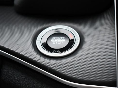 New 2026 Jeep Grand Cherokee L 4WD image 16