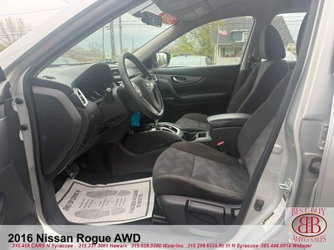 Used 2016 Nissan Rogue S AWD/4WD image 10