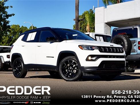 Used 2022 Jeep Compass Altitude image 1