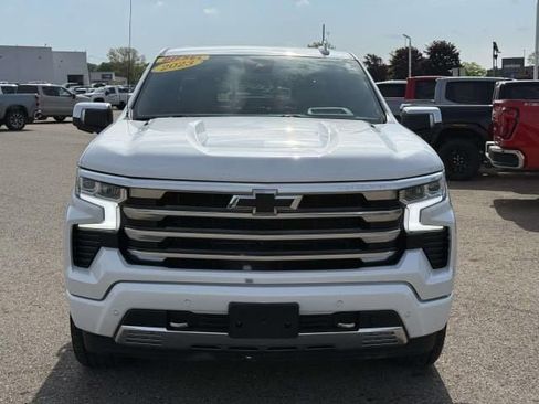 Certified 2023 Chevrolet Silverado 1500 High Country w/ Technology Package AWD/4WD image 3