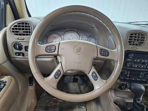 Used 2004 Buick Rainier CXL image 12