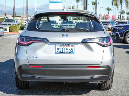Used 2025 Honda HR-V LX image 8