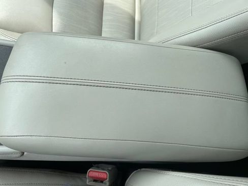 Used 2019 Nissan Altima 2.5 Platinum FWD image 36