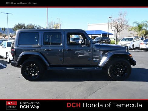 Used 2021 Jeep Wrangler Unlimited Sahara w/ Safety Group image 5