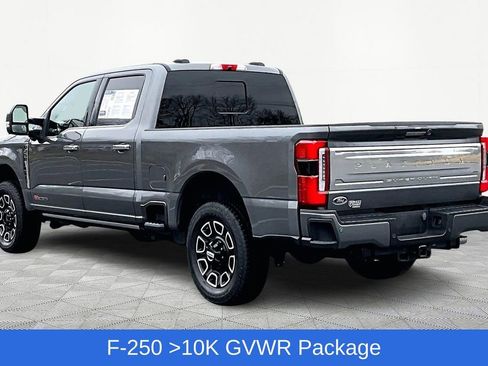 Used 2024 Ford F250 Platinum image 6