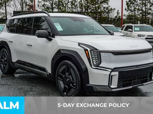 Used 2024 Kia EV9 GT-Line image 3