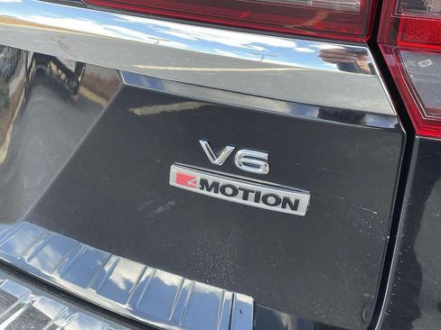 Used 2019 Volkswagen Atlas SEL Premium image 8