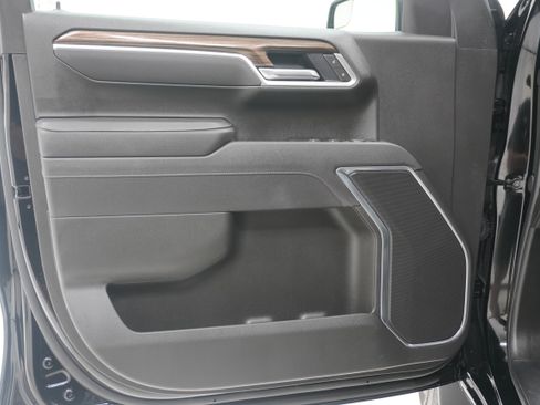 Used 2025 Chevrolet Silverado 1500 LT w/ Texas Edition Plus RWD image 14