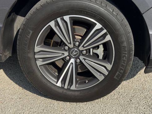 Used 2017 Acura MDX FWD image 17