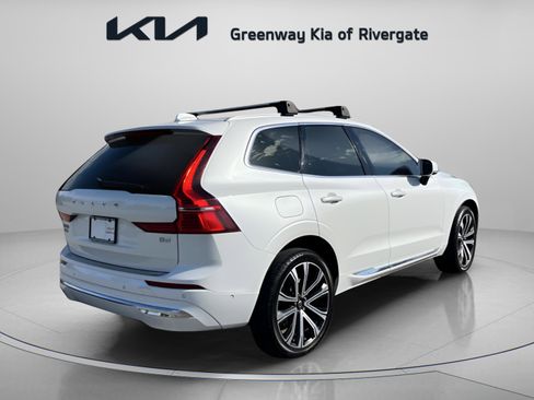 Used 2023 Volvo XC60 B5 Ultimate image 7