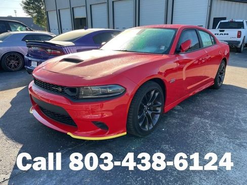 Used 2022 Dodge Charger Scat Pack RWD image 2