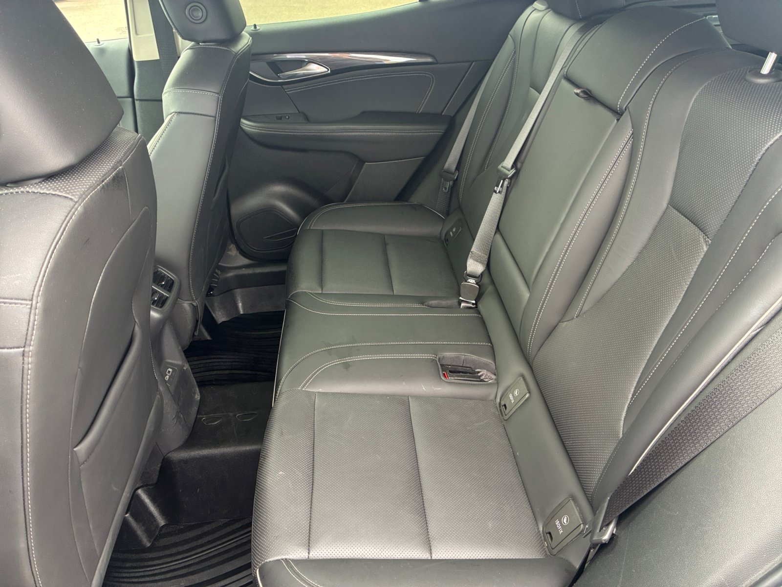Used 2023 Buick Envision Essence FWD image 26