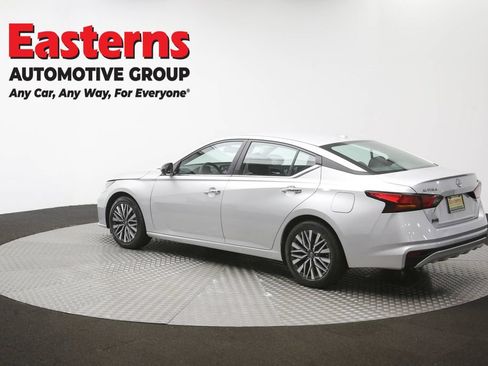 Used 2024 Nissan Altima 2.5 SV FWD image 62