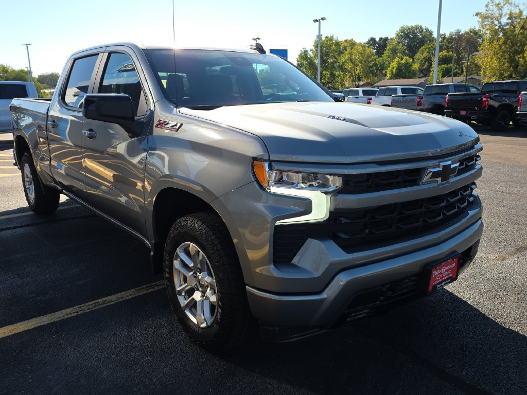 New 2026 Chevrolet Silverado 1500 RST AWD/4WD image 2