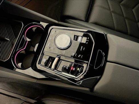 Certified 2026 BMW 530i xDrive w/ Premium Package image 15