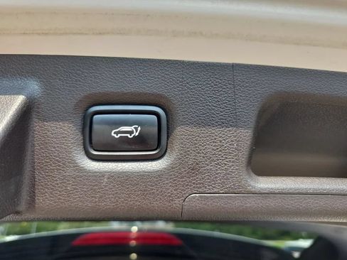Used 2020 Hyundai Santa Fe Limited FWD image 59
