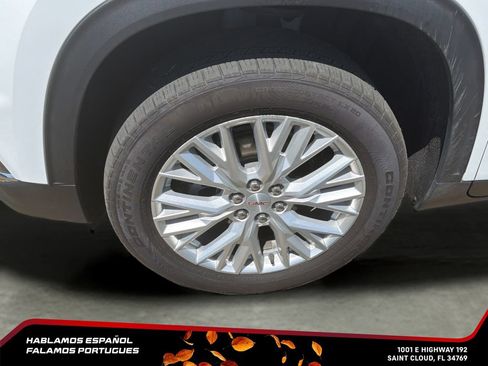 Certified 2026 GMC Acadia Elevation w/ Elevation Premium Package FWD image 10