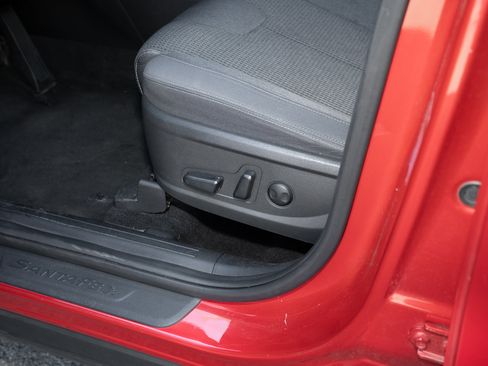 Used 2023 Hyundai Santa Fe SEL image 17