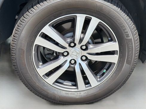 Used 2018 Honda Pilot EX-L image 9
