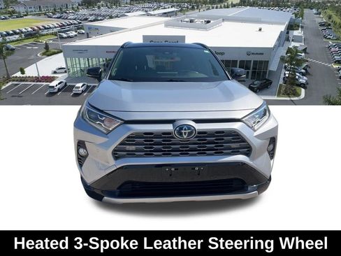 Used 2020 Toyota RAV4 XSE AWD/4WD image 6