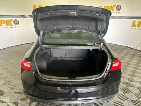 Used 2023 Chevrolet Malibu LT FWD image 5