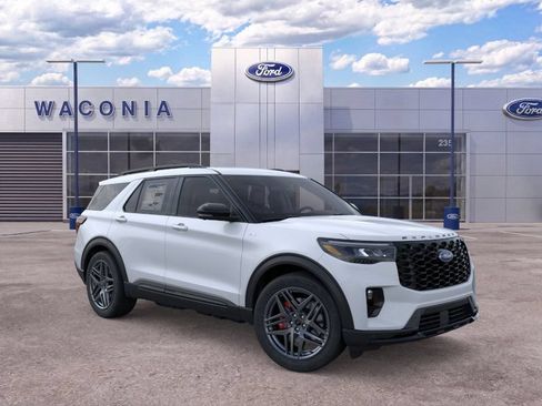 New 2026 Ford Explorer ST-Line w/ ST-Line Street Pack AWD/4WD image 8