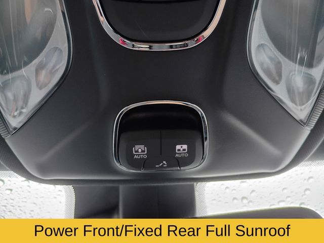 Used 2023 Jeep Compass Latitude w/ Sun and Sound Group AWD/4WD image 17