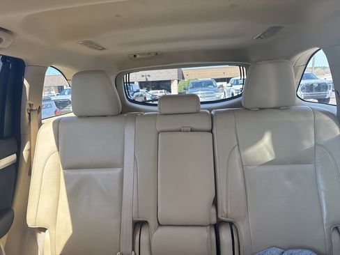 Used 2014 Toyota Highlander XLE image 6