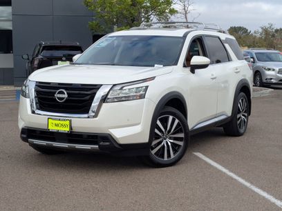 Certified 2024 Nissan Pathfinder Platinum