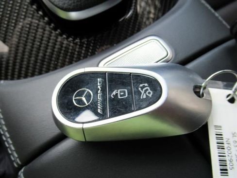 Used 2022 Mercedes-Benz SL 63 AMG 4MATIC image 24