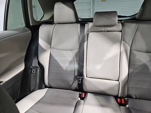 Used 2025 Toyota RAV4 Limited FWD image 12