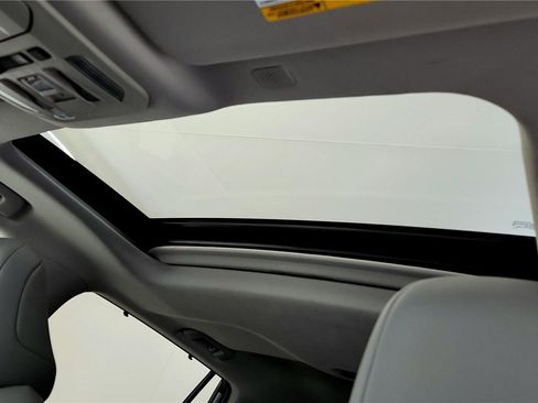 Certified 2020 Toyota Highlander XLE image 39