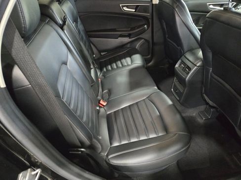 Used 2023 Ford Edge SEL image 11
