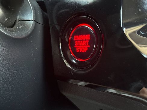 Used 2025 Honda Civic LX image 32