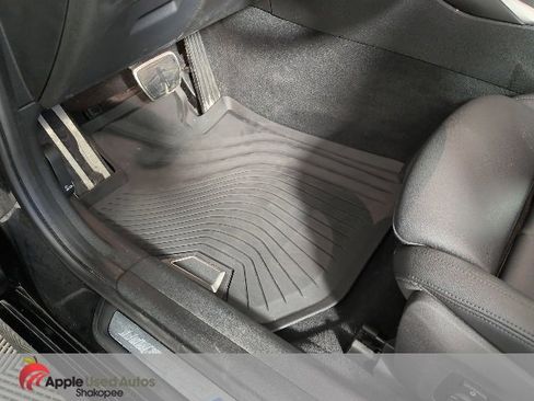 Used 2020 BMW 330i xDrive Sedan w/ M Sport Package image 13