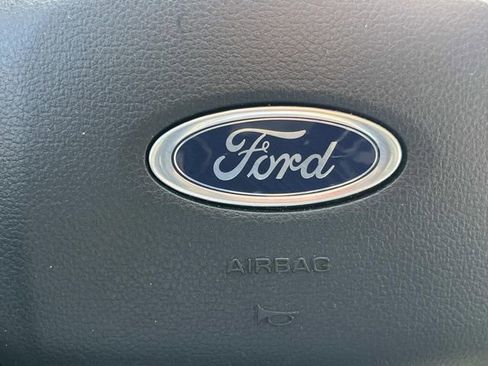 Certified 2023 Ford Expedition XLT image 34