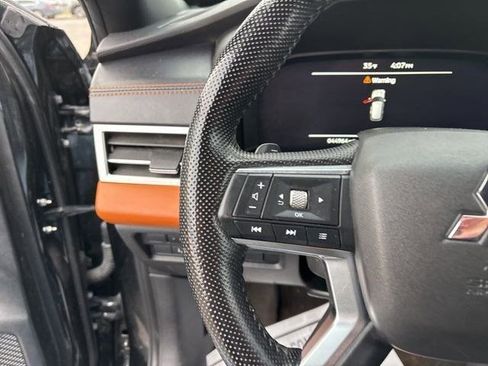 Used 2022 Mitsubishi Outlander SEL image 17