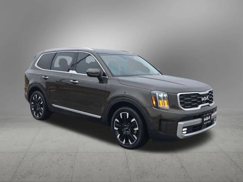 Certified 2024 Kia Telluride SX image 8