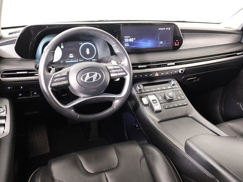 Used 2023 Hyundai Palisade Limited w/ Cargo Package image 2