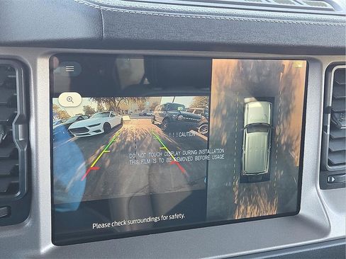 New 2025 Ford Bronco Outer Banks w/ Sasquatch Package image 13