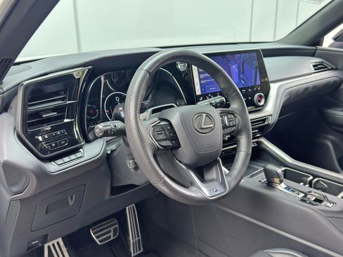 Used 2024 Lexus TX 500h AWD w/ Technology Package image 13