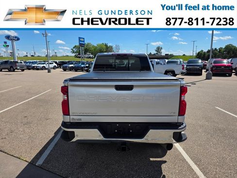 Used 2021 Chevrolet Silverado 3500 LTZ w/ LTZ Premium Package AWD/4WD image 10
