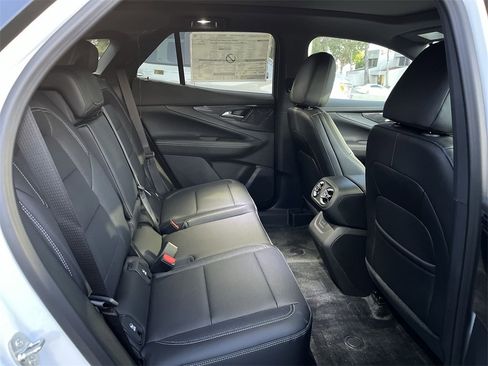 New 2026 Chevrolet Blazer EV LT image 25